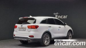 Kia Sorento Дизель 2.0 2WD 2020 года из Южной Кореи