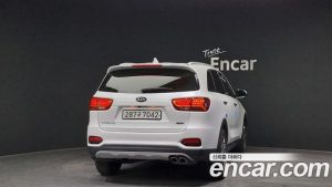 Kia Sorento Дизель 2.0 2WD 2020 года из Южной Кореи