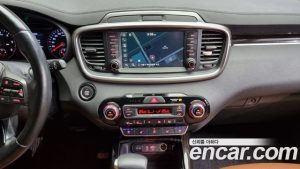 Kia Sorento Дизель 2.0 2WD 2020 года из Южной Кореи
