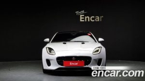 Jaguar F-TYPE P300 Coupe 2020 года из Южной Кореи
