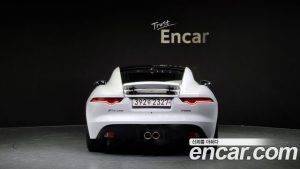 Jaguar F-TYPE P300 Coupe 2020 года из Южной Кореи