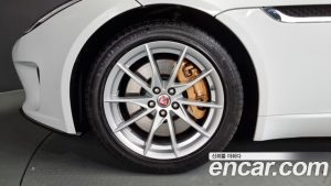 Jaguar F-TYPE P300 Coupe 2020 года из Южной Кореи