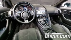 Jaguar F-TYPE P300 Coupe 2020 года из Южной Кореи