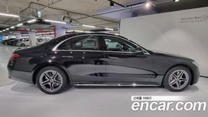 Mercedes-Benz S-Class S400 d 4MATIC 2023 года из Южной Кореи