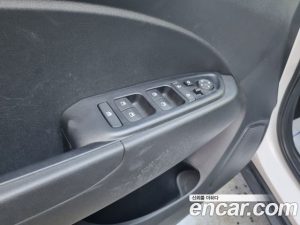 Hyundai Venue 1.6 Modern 2020 года из Южной Кореи