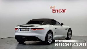 Jaguar F-TYPE P300 Cabriolet 2021 года из Южной Кореи