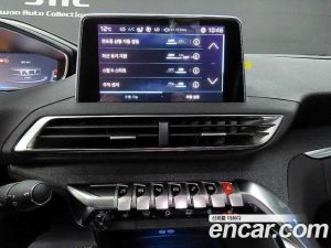 Peugeot 5008 1.5 BlueHDi ALLURE 2019 года из Южной Кореи