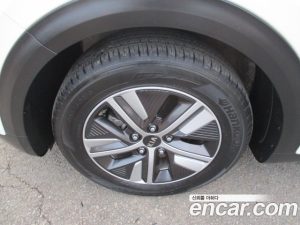 Kia Niro 1.6 HEV 2020 года из Южной Кореи