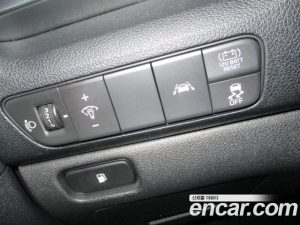 Kia Niro 1.6 HEV 2020 года из Южной Кореи