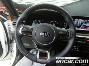 Kia K5 Noblesse 2021 года из Южной Кореи