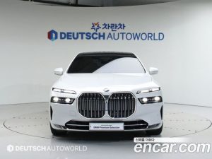 BMW 7-Series 740i sDrive Design Pure Excellence 2023 года из Южной Кореи