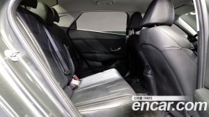 Hyundai AVANTE 1.6 2021 года из Южной Кореи