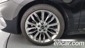 Kia K7 2.5 GDI Noblesse 2020 года из Южной Кореи