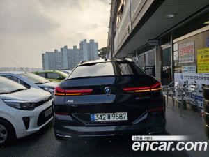 BMW X6 M50i 2021 года из Южной Кореи