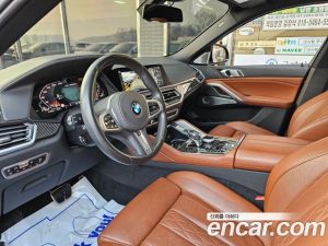 BMW X6 M50i 2021 года из Южной Кореи