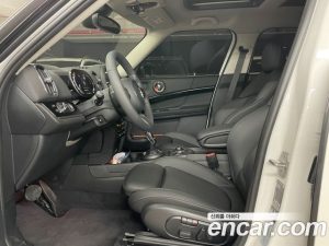 Mini Countryman CLASSIC 2024 года из Южной Кореи