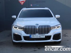 BMW 7-Series 740d xDrive M Sport 2021 года из Южной Кореи