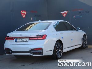 BMW 7-Series 740d xDrive M Sport 2021 года из Южной Кореи