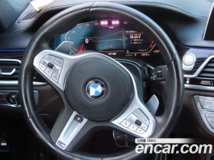 BMW 7-Series 740d xDrive M Sport 2021 года из Южной Кореи