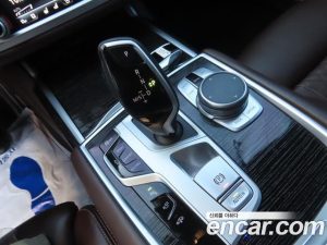 BMW 7-Series 740d xDrive M Sport 2021 года из Южной Кореи