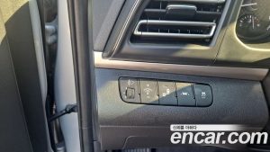 Hyundai AVANTE 1.6 2020 года из Южной Кореи