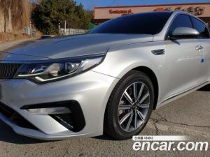 Kia K5 2.0 2020 года из Южной Кореи
