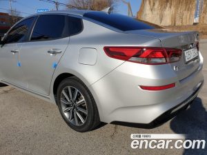 Kia K5 2.0 2020 года из Южной Кореи