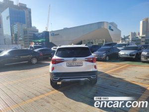 Kia Seltos Бензин 1.6 Turbo 2WD 2020 года из Южной Кореи