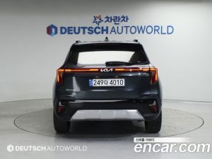 Kia Seltos Бензин 2.0 2WD 2024 года из Южной Кореи