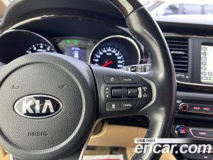 Kia Carnival Бензин 9-Seater Noblesse Special 2020 года из Южной Кореи