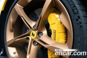 Ferrari SF90 4.0 2023 года из Южной Кореи