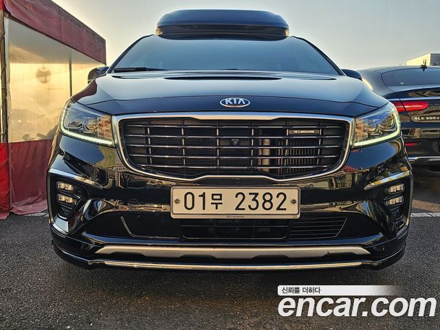 Kia Carnival 7-Seater HI-Limousine 2019 года из Кореи