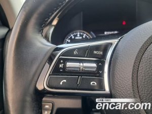 Kia Seltos Бензин 1.6 Turbo 2WD 2020 года из Южной Кореи