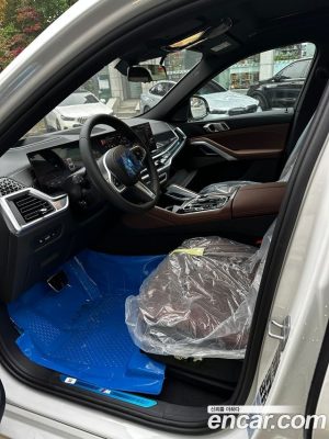 BMW X6 xDrive40i M Sport 2023 года из Южной Кореи