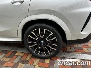 BMW X6 xDrive40i M Sport 2023 года из Южной Кореи