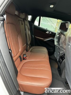 BMW X6 xDrive40i M Sport 2023 года из Южной Кореи