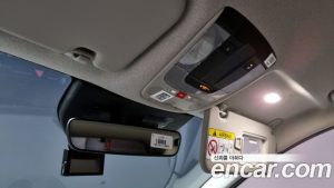 Kia Niro Prestige 2024 года из Южной Кореи