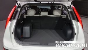 Kia Niro Prestige 2024 года из Южной Кореи