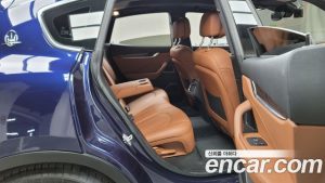 Maserati Levante 3.0 AWD 2020 года из Южной Кореи