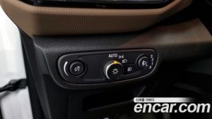 ChevroletGMDaewoo Trailblazer 1.3 Turbo 2WD 2022 года из Южной Кореи