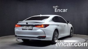 Lexus ES Executive 2023 года из Южной Кореи