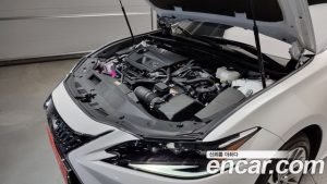 Lexus ES Executive 2023 года из Южной Кореи