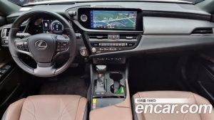 Lexus ES Executive 2023 года из Южной Кореи