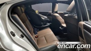 Lexus ES Executive 2023 года из Южной Кореи