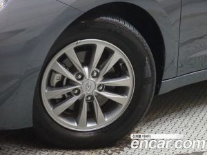 Hyundai AVANTE 1.6 2020 года из Южной Кореи