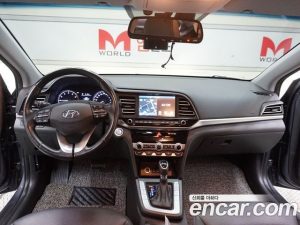 Hyundai AVANTE 1.6 2020 года из Южной Кореи