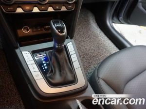 Hyundai AVANTE 1.6 2020 года из Южной Кореи