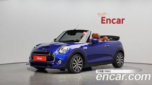Mini Cooper Convertible DEFAULT 2020 года из Южной Кореи