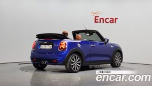 Mini Cooper Convertible DEFAULT 2020 года из Южной Кореи