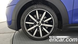 Mini Cooper Convertible DEFAULT 2020 года из Южной Кореи